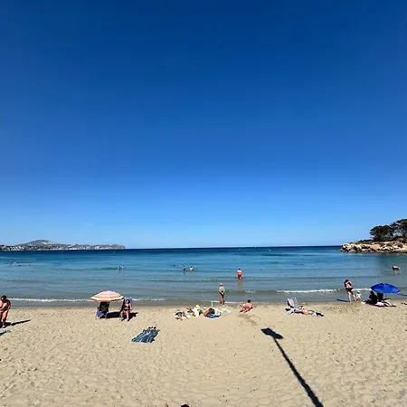 Lägenhet Beachfront With Breathtaking Sea-view